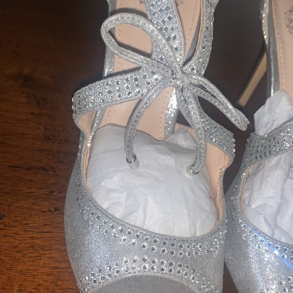 Silver Imiller Heels New Size 8.5 - Picture 3 of 10